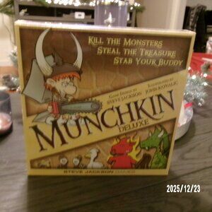 NEW & SEALED Steve Jackson Games SJG1483 Munchkin Deluxe Board Game 2021 1ST ED